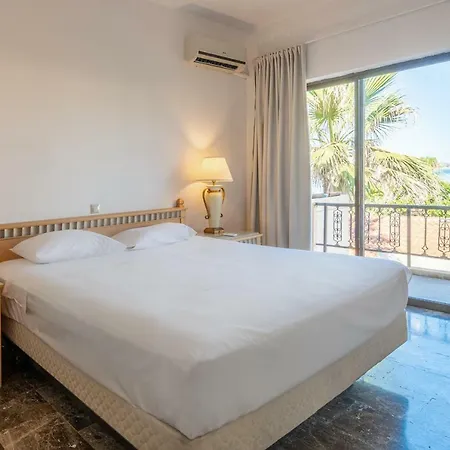 Hotel Minerva