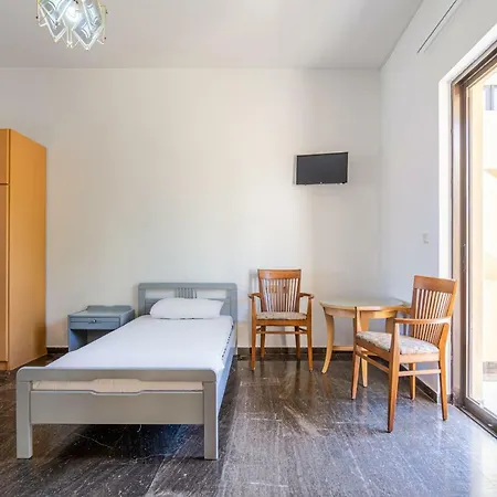 Minerva Hotel 2*