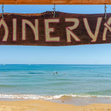 Minerva Hotel 2*